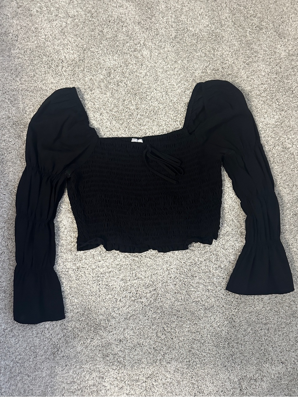 Black Ruched Bubble Long Sleeve Crop Top
